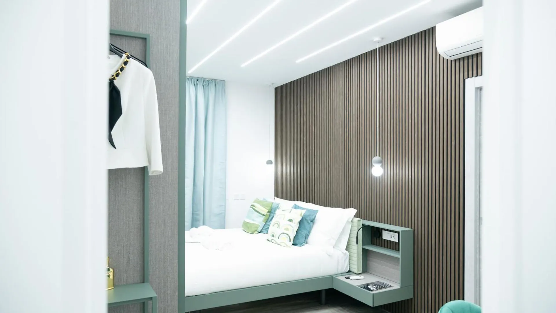 New Luxury Rooms Rome 0*,